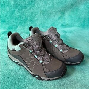 Oboz Sawtooth Waterproof Lace Up Low Hiking Shoes